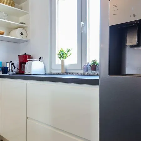 Appartamento Ivan07 Spacious 3br With Terrace Zara