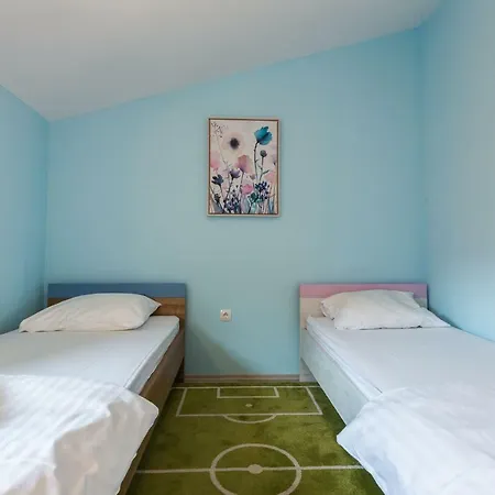 Ivan07 Spacious 3br With Terrace Appartamento