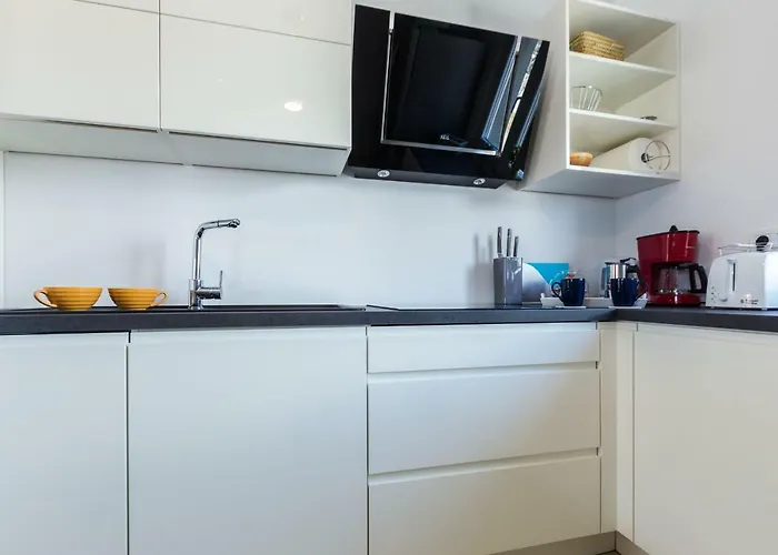 Ivan07 Spacious 3br With Terrace Apartament *